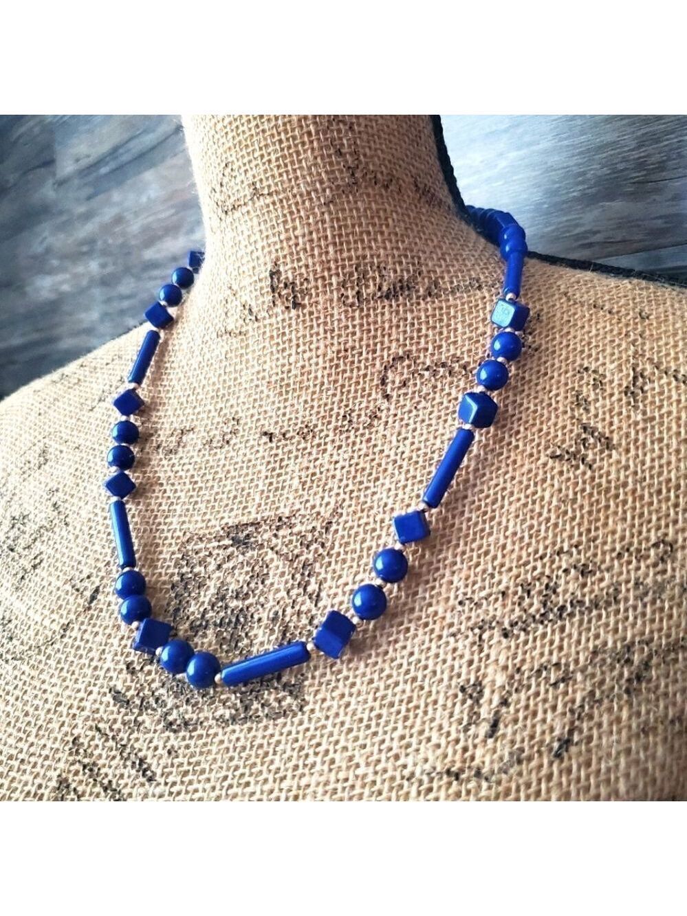 Gold Tones Blue Geometric Beaded Lightweight Necklace